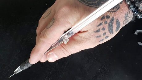 stick and poke tattoo