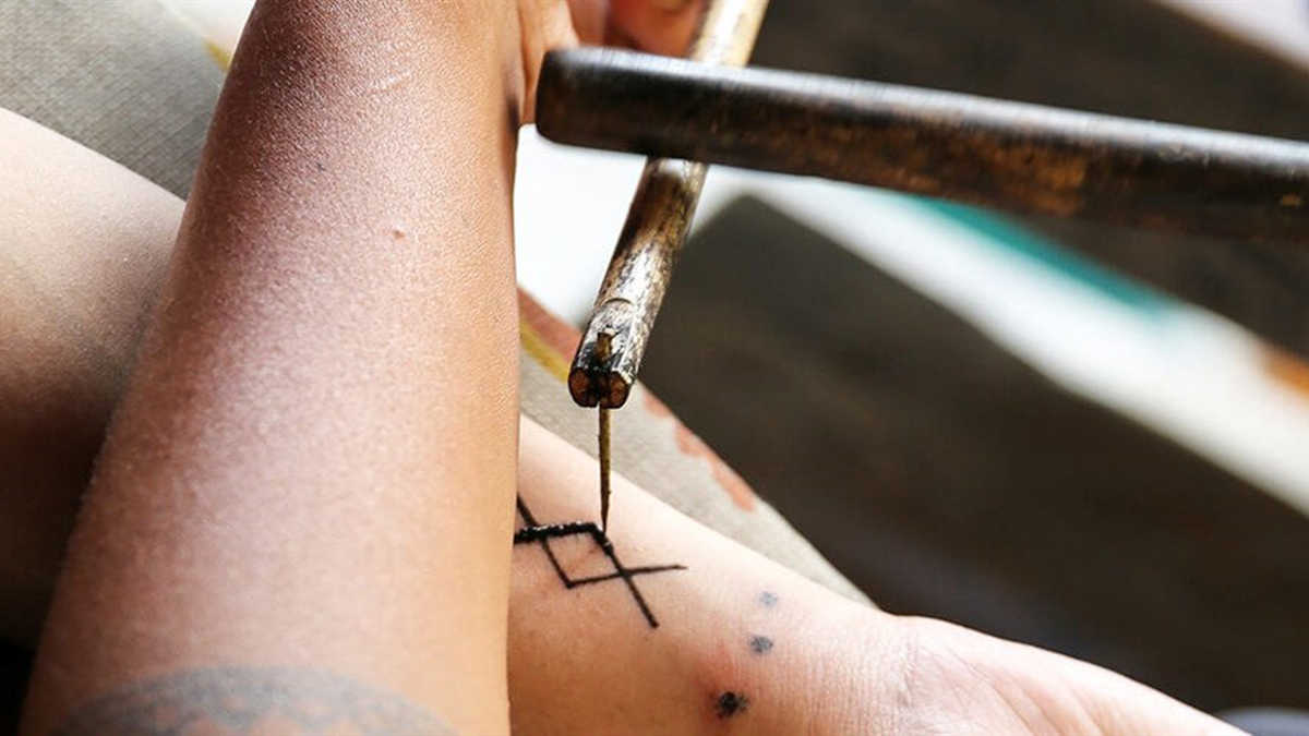 The Past, Present, Future of Tattoo Machines wormholesupply