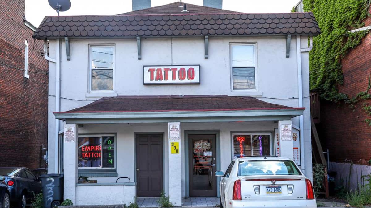 tattoo studio reopen