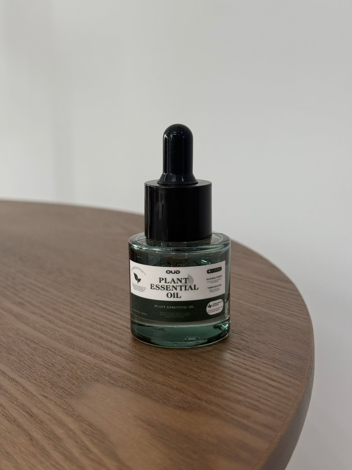 OUD Plant Essential Oil