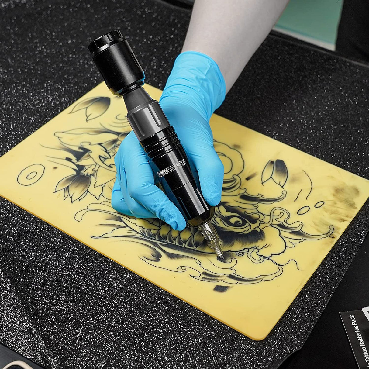 tattoo pen